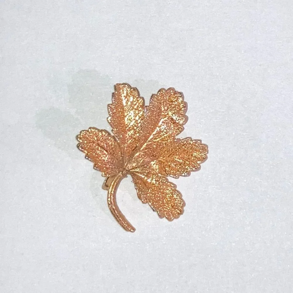 Gold Autumn Leaf Pin Brooch 1.25 Inch